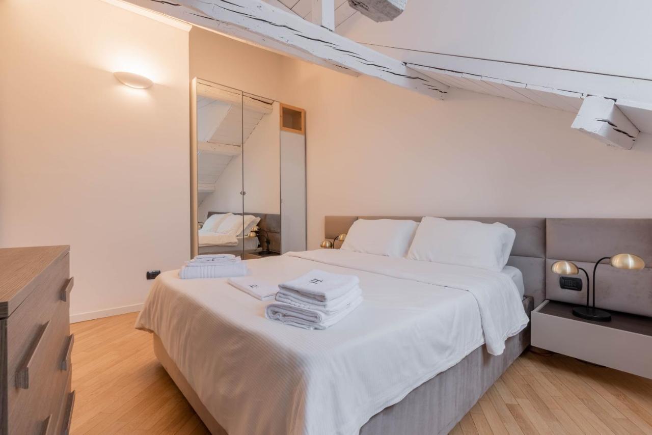 Brera Flat Near Duomo *