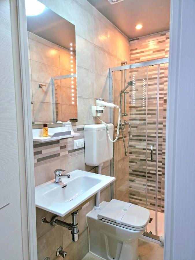 Fiorella Hotel 3*
