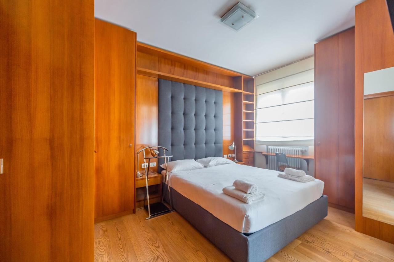 Cozy Apt - Corso Vercelli & Conciliazione M1 * Milan
