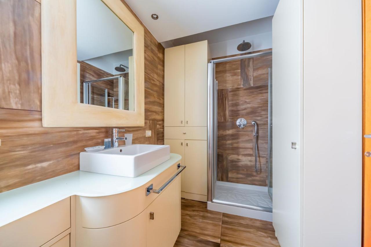Apartment Cozy Apt - Corso Vercelli & Conciliazione M1