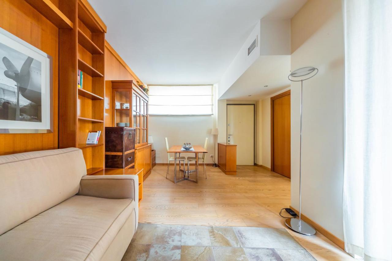 Cozy Apt - Corso Vercelli & Conciliazione M1 *