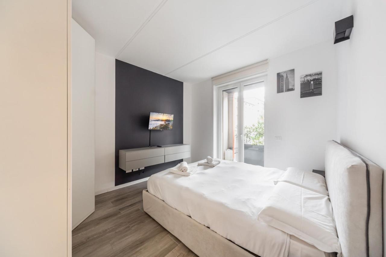 Comfy With Private Parking & Balcony Appartamento *