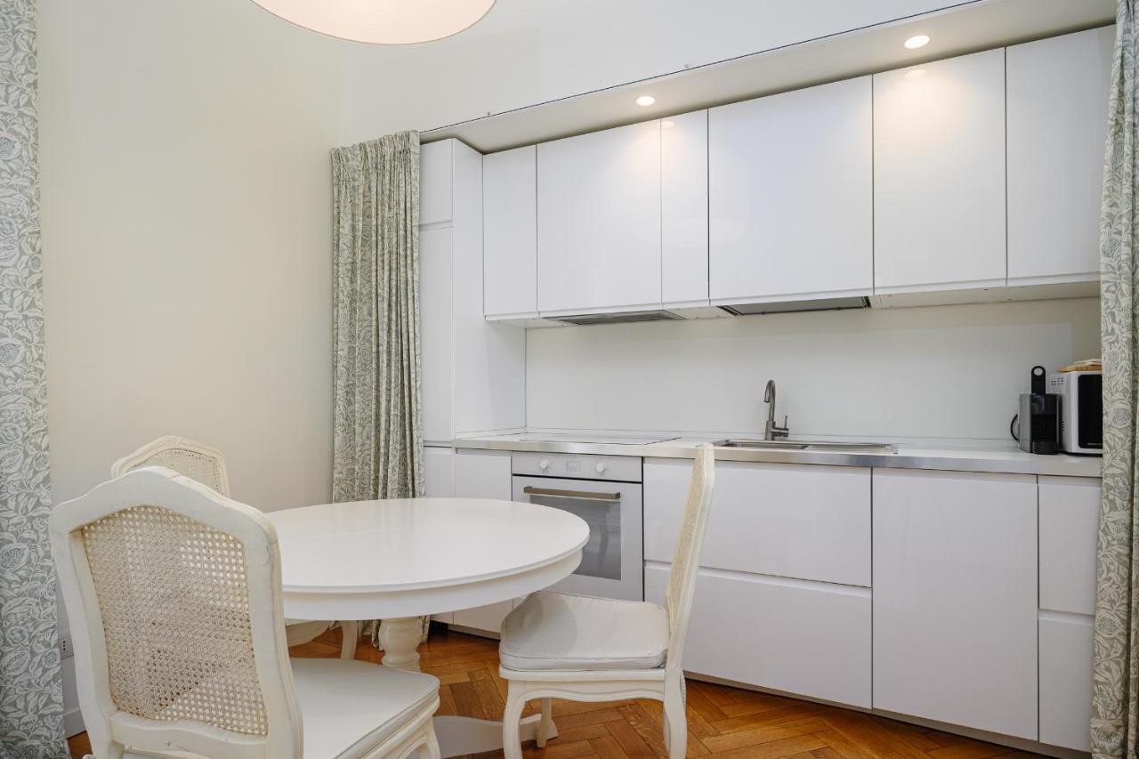 Apartment Sant'eufemia Charme Mailand