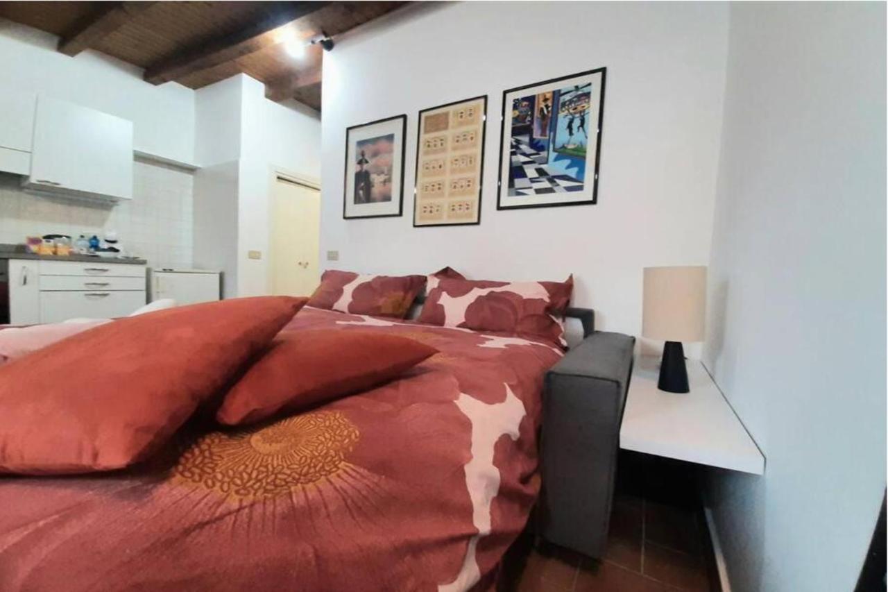 Lejlighed Il Rifugio Sui Navigli Con Garage Privato Gratuito Aria Condizionata & Wi-fi