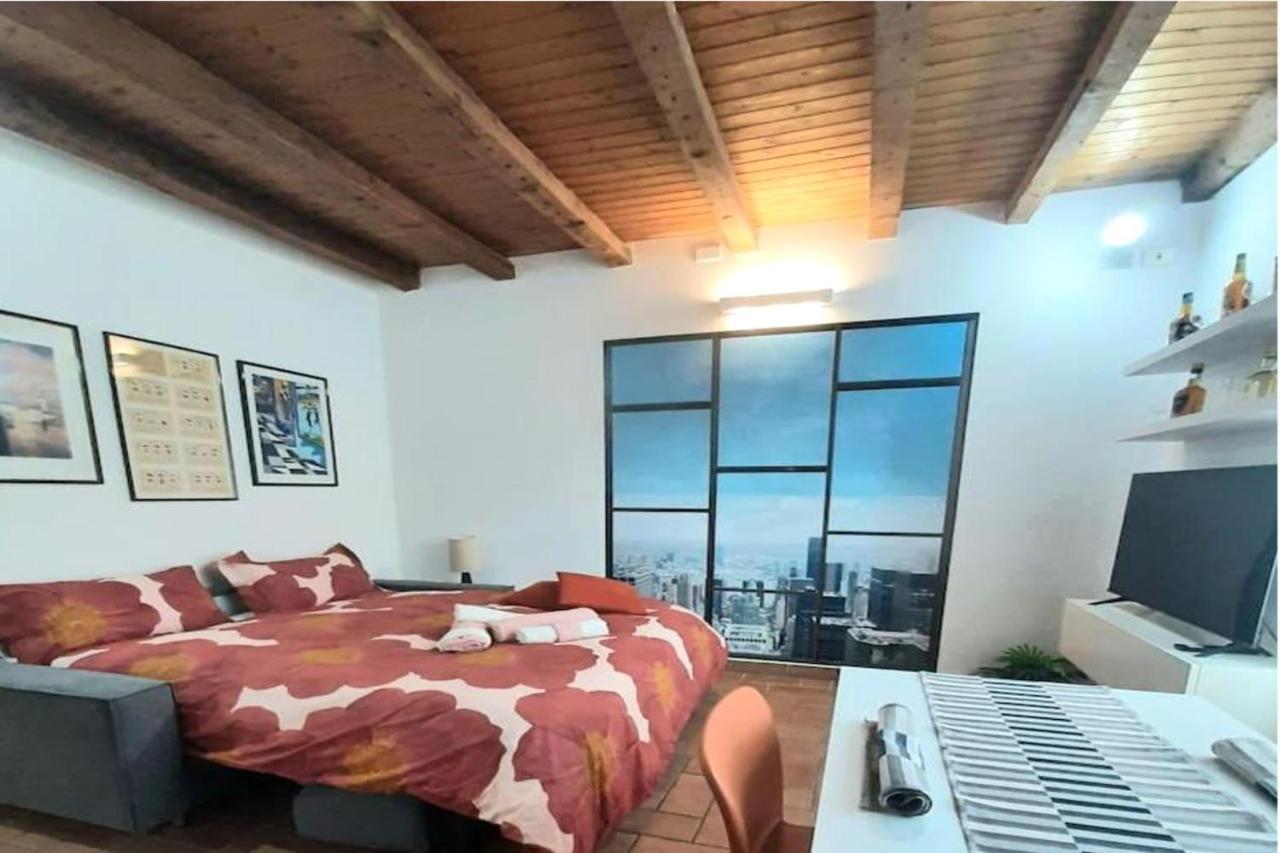 Il Rifugio Sui Navigli Con Garage Privato Gratuito Aria Condizionata & Wi-fi Lejlighed