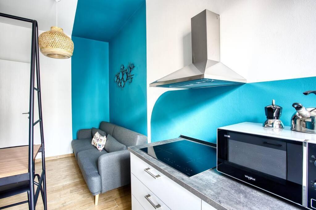 Altido Quirky Flat With Balcony Apartment