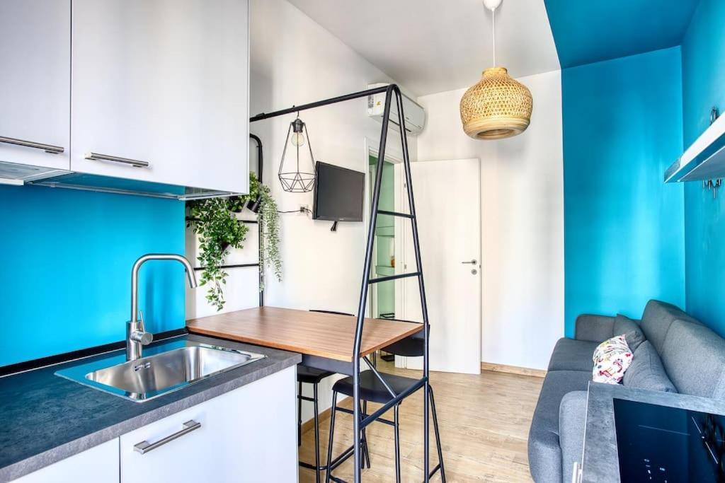 Apartment Altido Quirky Flat With Balcony *