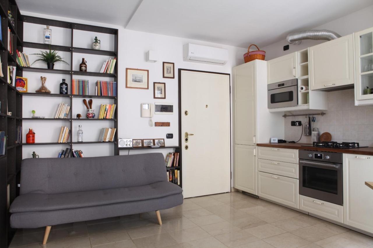 Appartamento Terrace Close To Metro Station Milano
