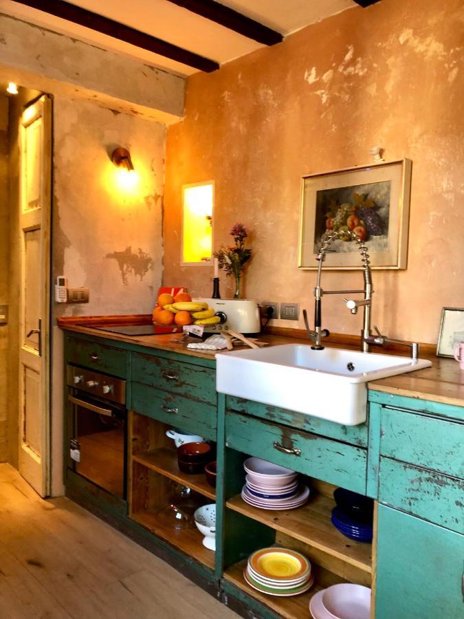 Charming And Design Attic Loft In Coolest Area Navigli Ticinese Apartment Mailand