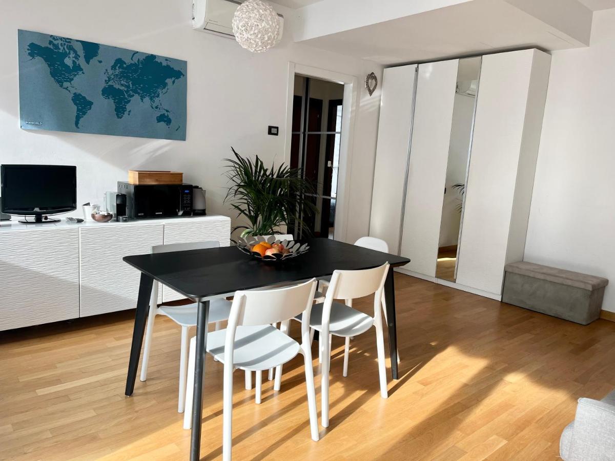 Apartment Sulla Metro 3 Gialla Maciachini *