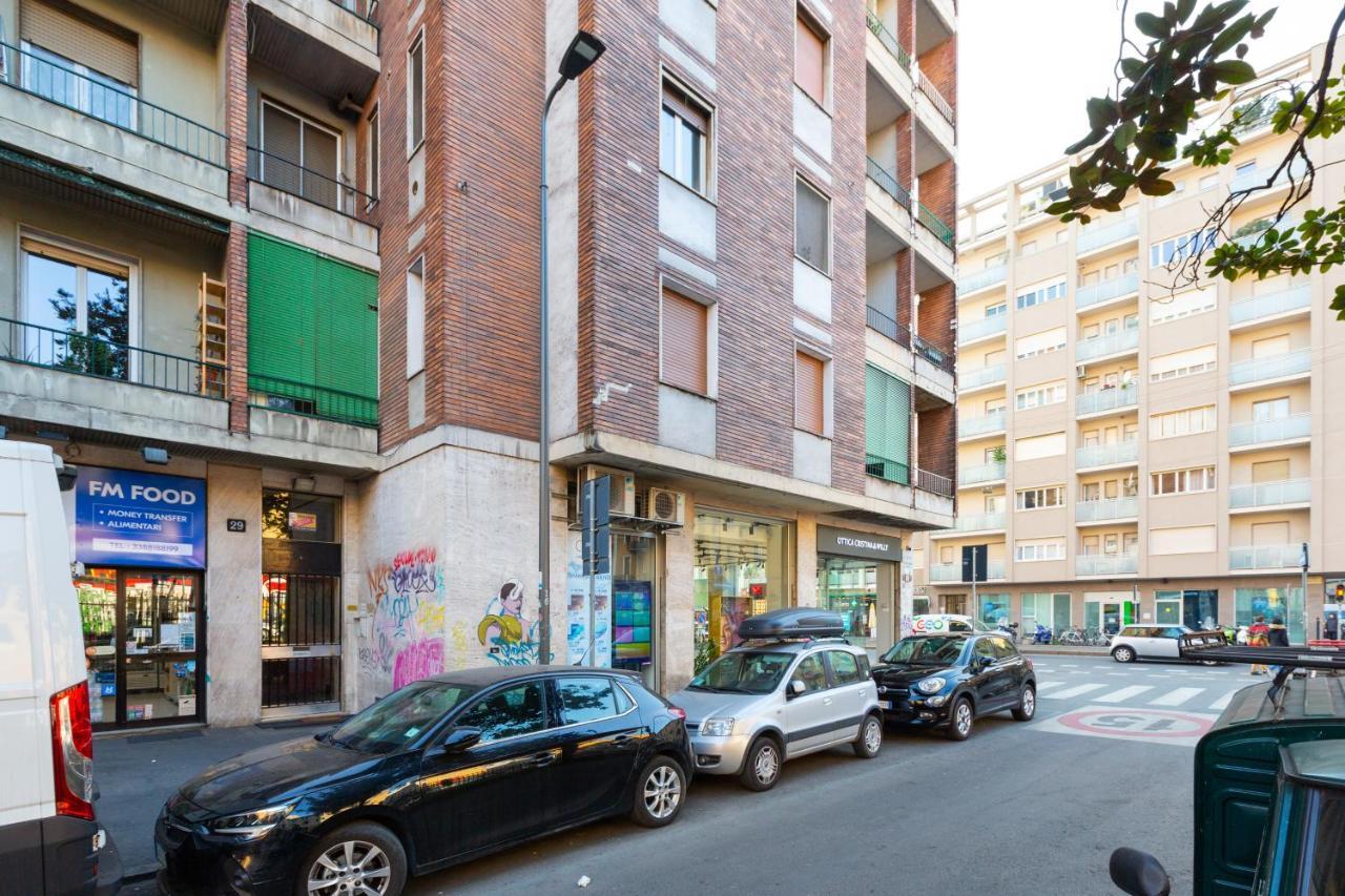 Guesthost - M1 Pasteur With Balcony Appartement