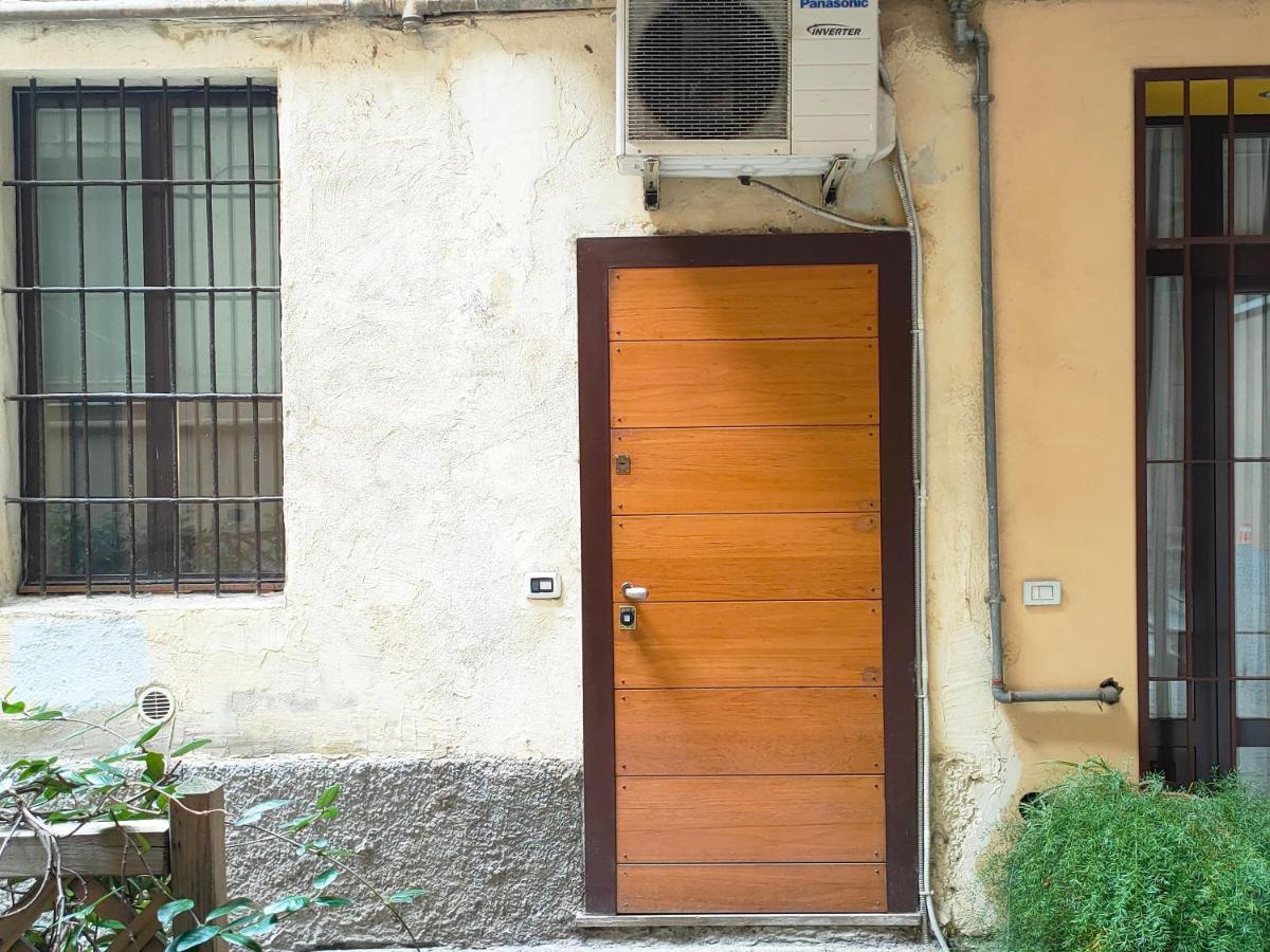 Apartment Bomboniera Nel Cuore Di Navigli Milan