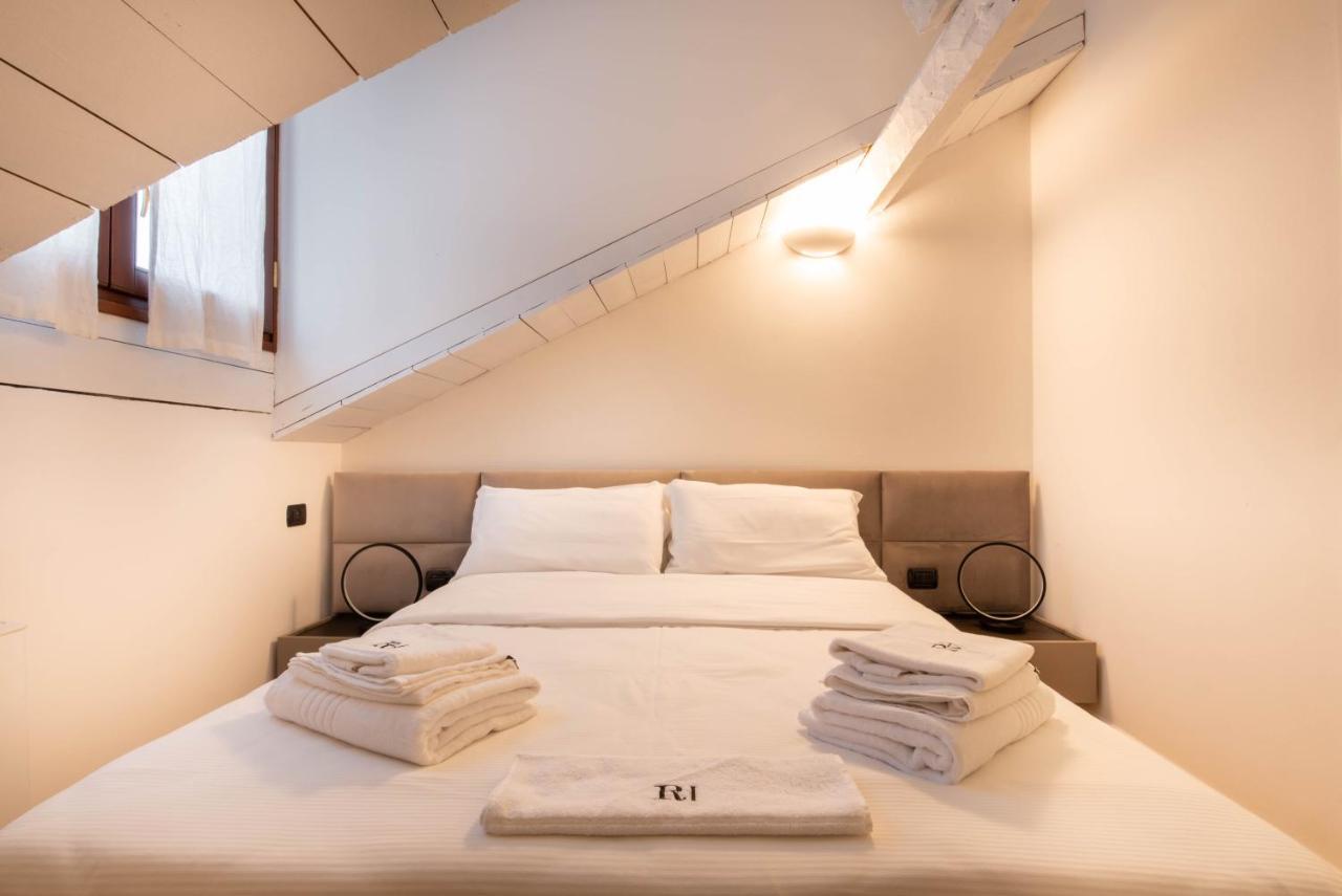 Brera Flat Near Duomo *