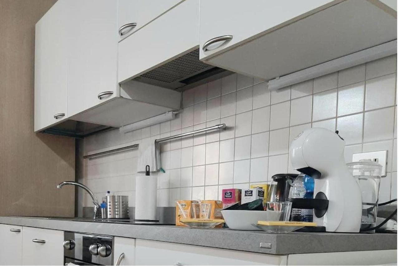 Il Rifugio Sui Navigli Con Garage Privato Gratuito Aria Condizionata & Wi-fi Lejlighed