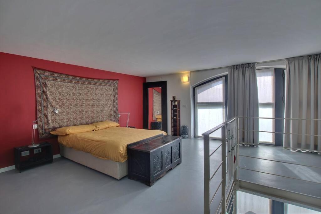 Design Loft - 5 Mins From Fondazione Prada Appartamento