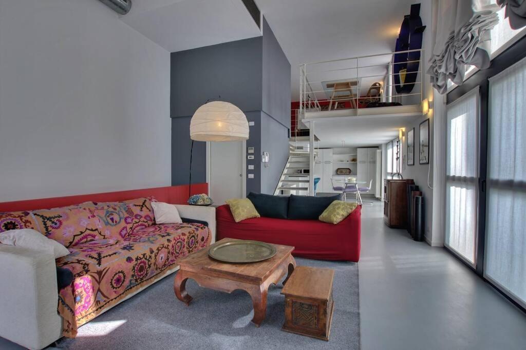 Design Loft - 5 Mins From Fondazione Prada Appartamento Milano
