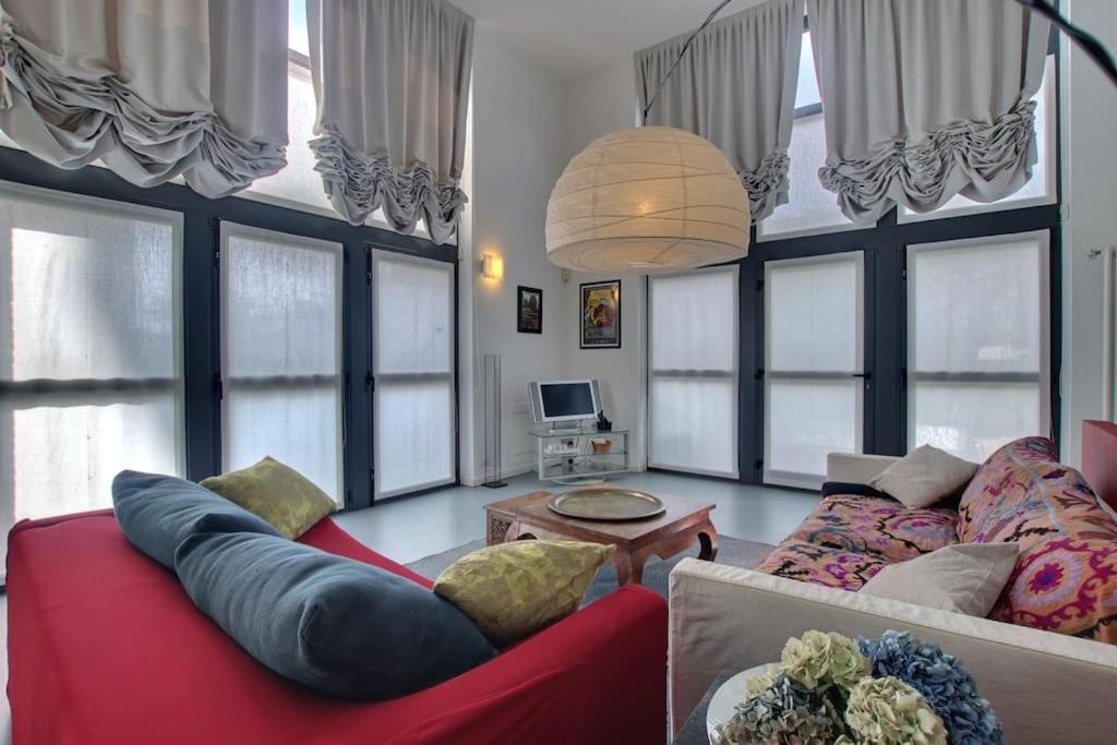Appartamento Design Loft - 5 Mins From Fondazione Prada *