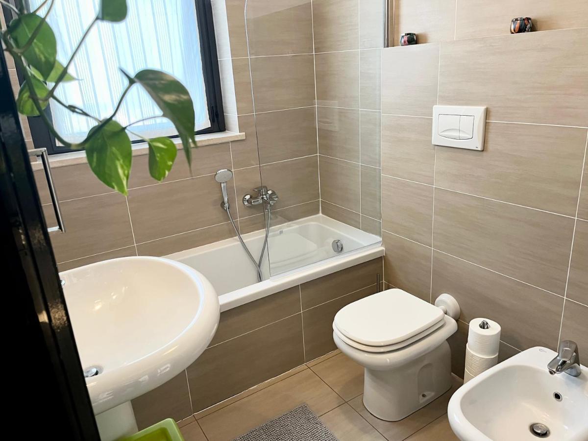 Sulla Metro 3 Gialla Maciachini Apartment