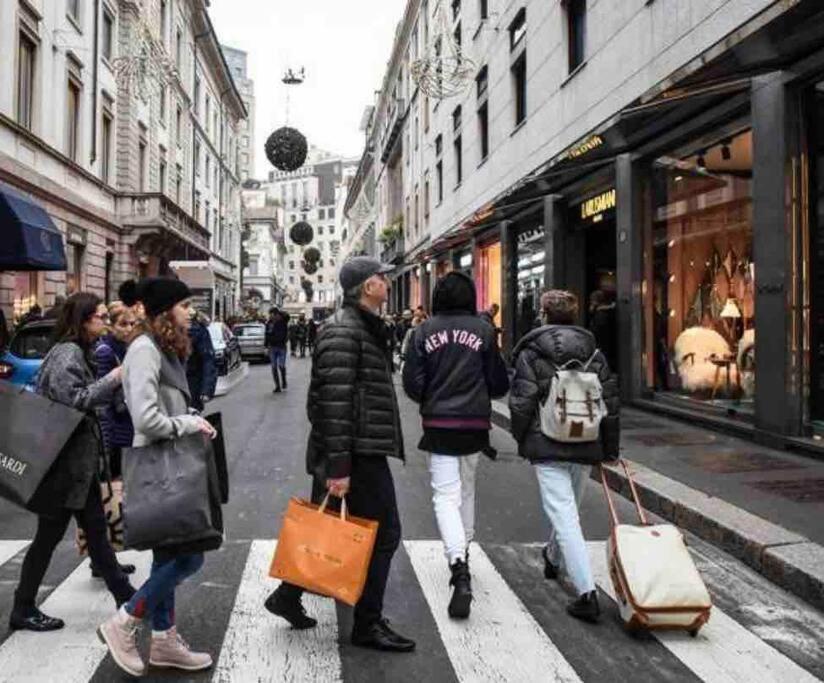 Center Of - Brera The Art Of Living
