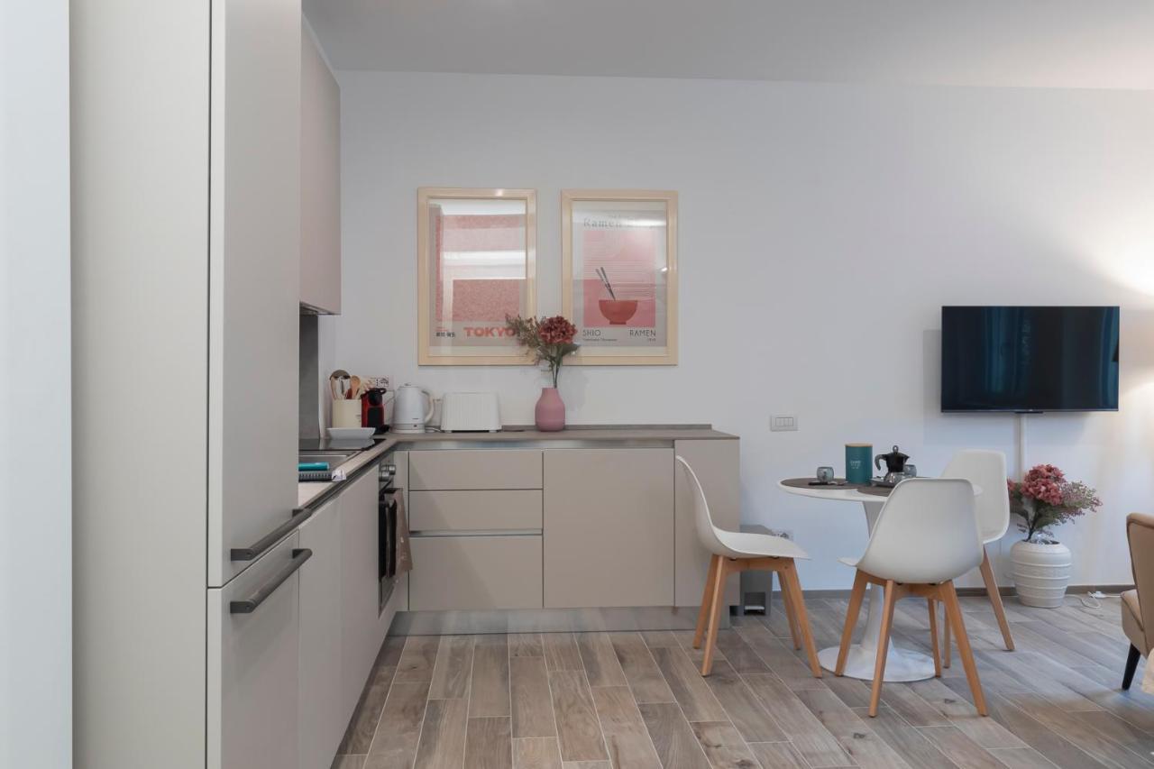 Campania - Ristrutturato Nuovo Vicino M4 Apartment *