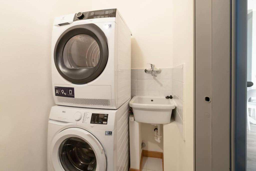 Urban Oasis Home, 6 Guests, Great Location Milano