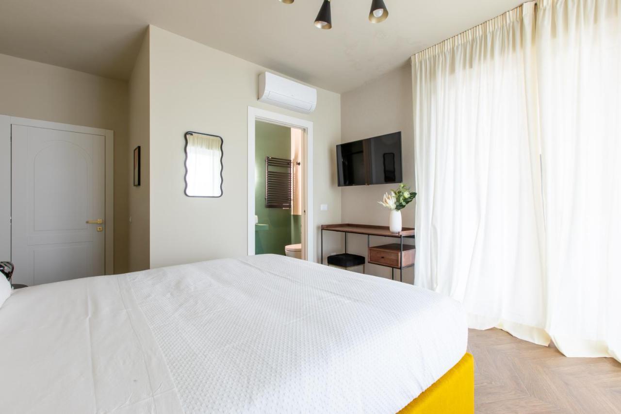 Daplace - Corso Sempione Guest house *