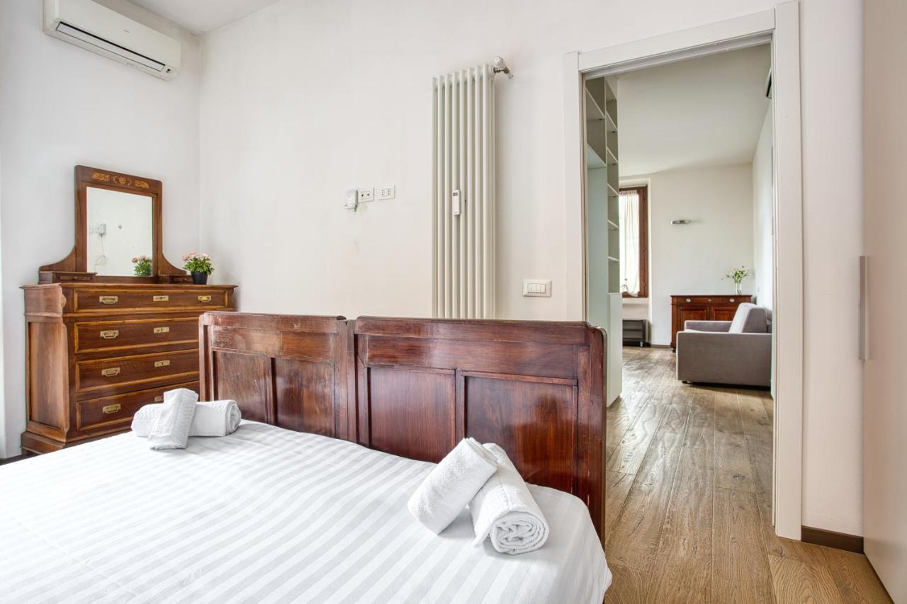 Joivy Classic Flat With Balcony * Milan