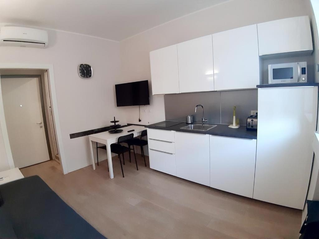 Easy Italy Apartment