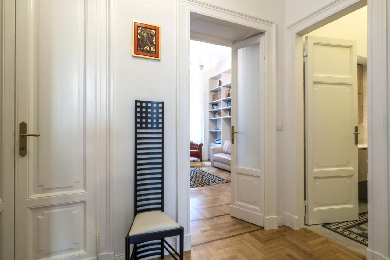 Easylife - Comoda Residenza Con Terrazzino Abitabile In Zona Sant Ambrogio * Milano