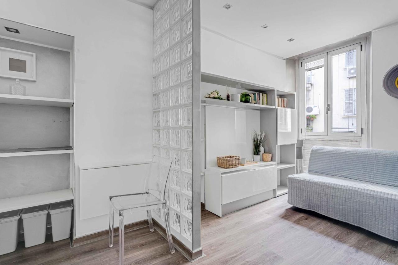 Lejlighed Cc8 -brera-isola- Modern - - Wifi