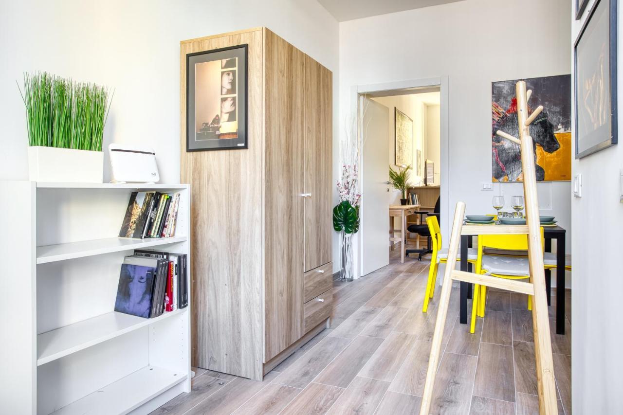 Joivy Bright Flat Near Sforzesco Castle Milano