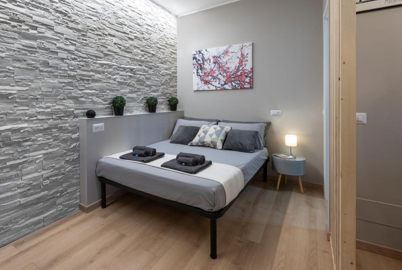 Lejlighed Super Modern And Design Apartment, A Due Passi Dai Navigli Milano