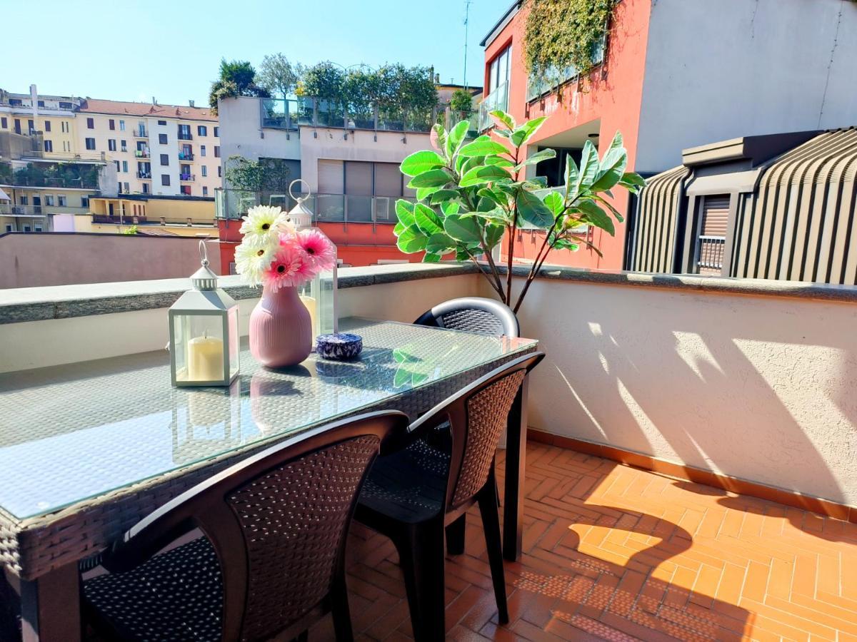 Apartment Exclusive And Unobtainable Big Terrace In Downtown With Ac, Wifi, Subway M1 And M2 In Shopping Area Milan