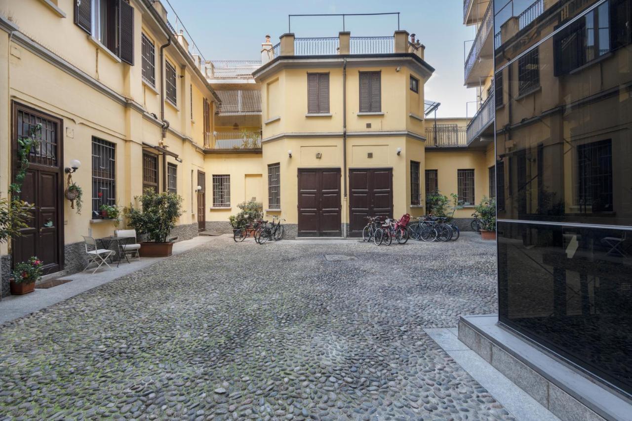 Lejlighed Super Modern And Design Apartment, A Due Passi Dai Navigli *