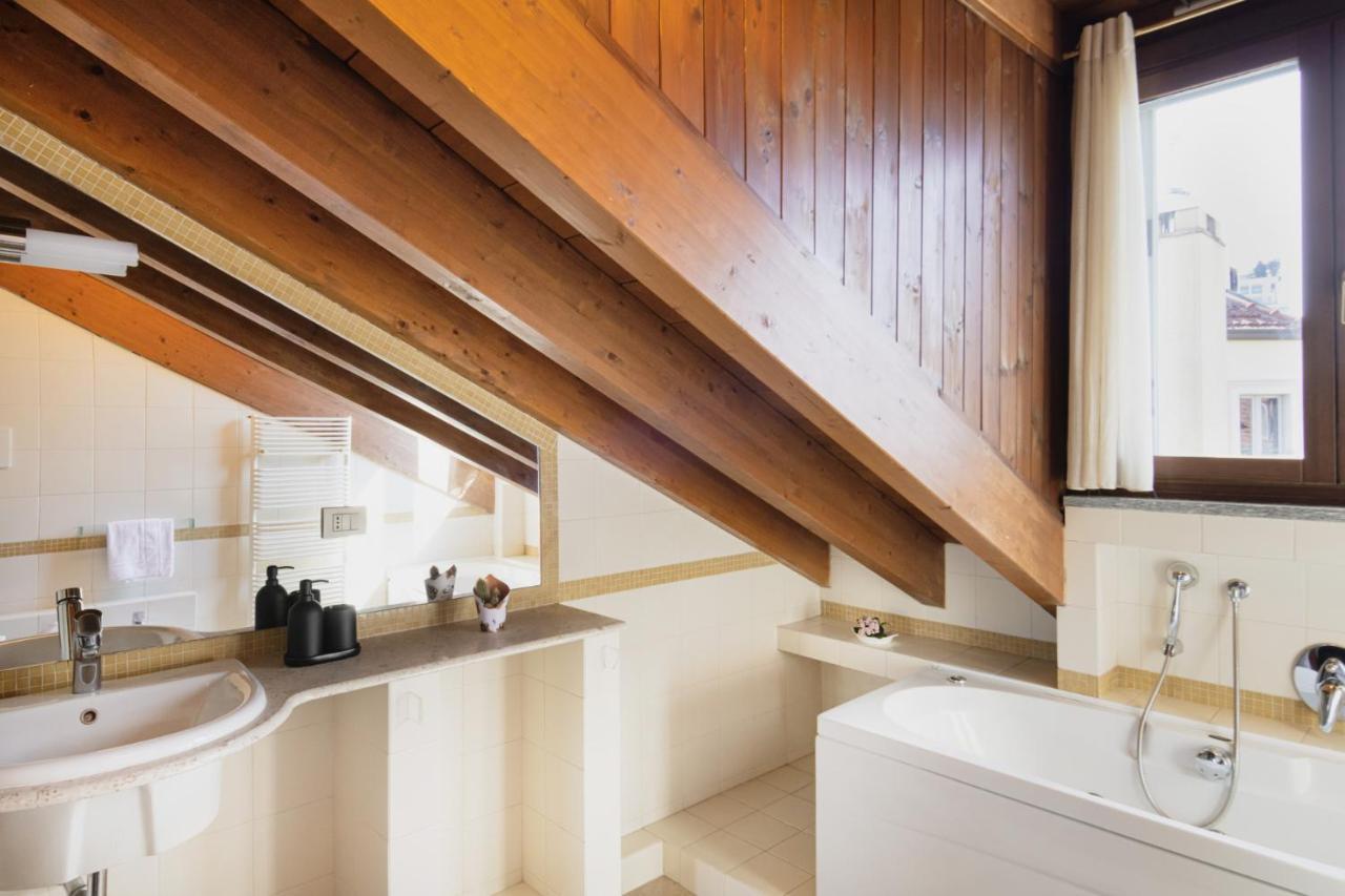 Easylife - Esclusivo Attico In S Babila * Milano