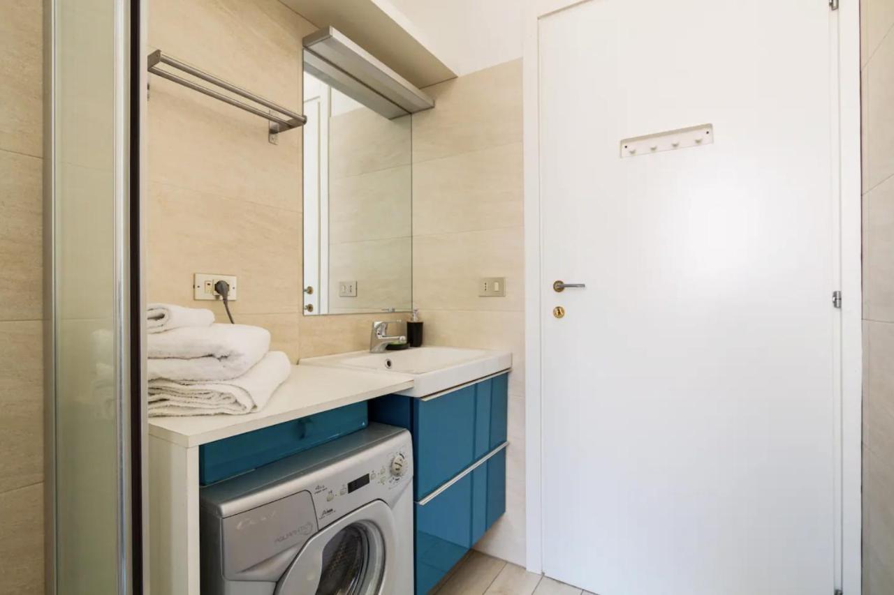 Modern Apartment, Centro Piola Appartamento