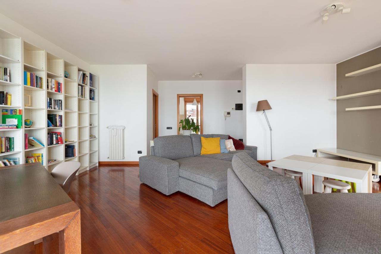 Milano-rubattino Comfy - With 2 Terrace Lejlighed *