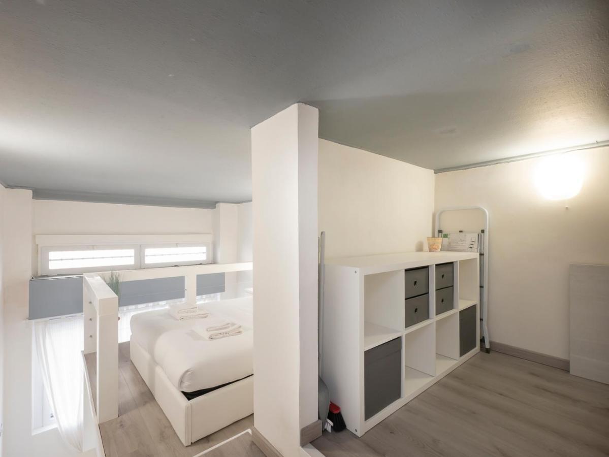 Apartment I Host - Neera 22 Milan
