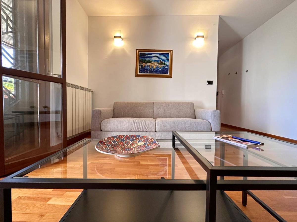 Leilighet Bwr - Bilocale Con Terrazzo, Via Gonin *