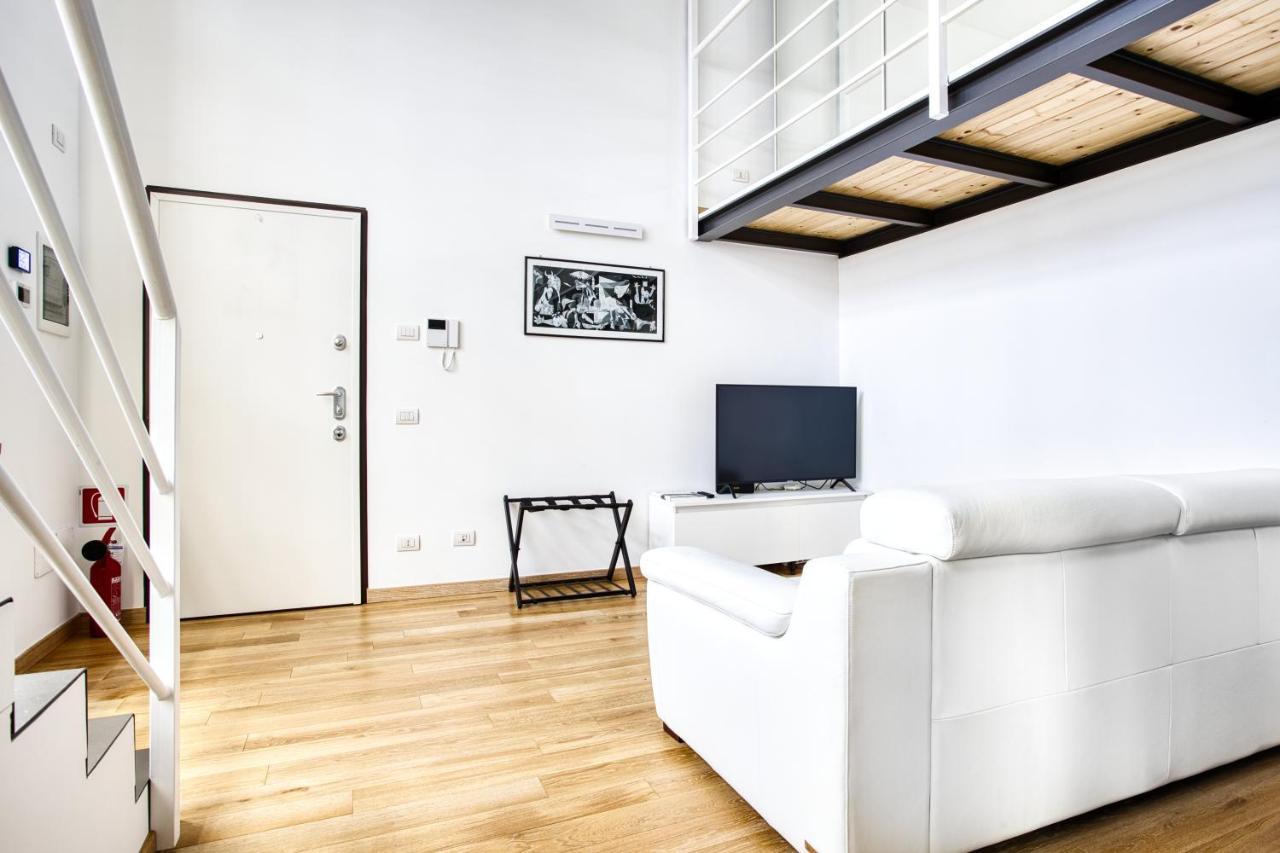 Joivy Charismatic 1-bed Flat With Parking * Milan