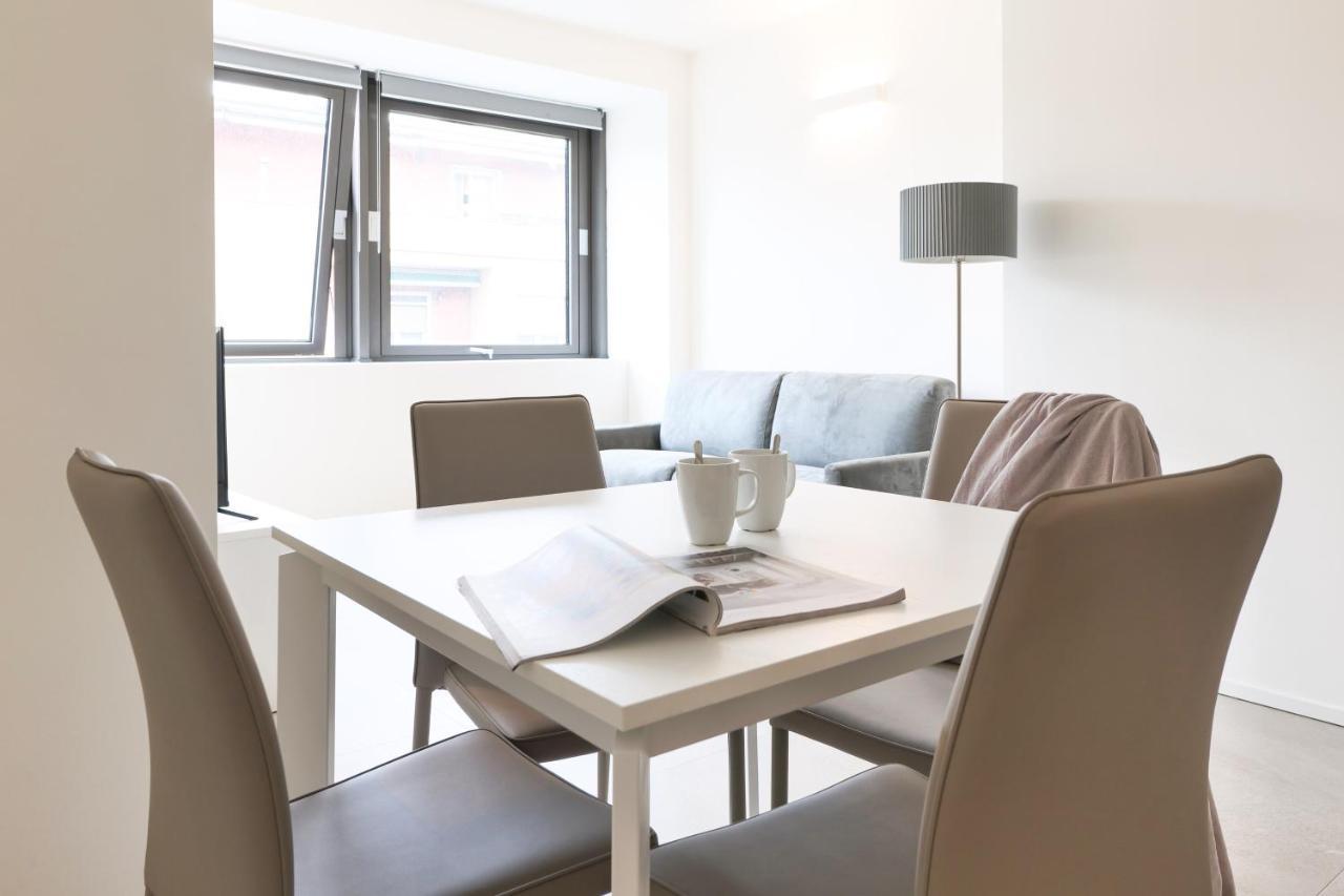 Contempora - Rosellini 5a Milano