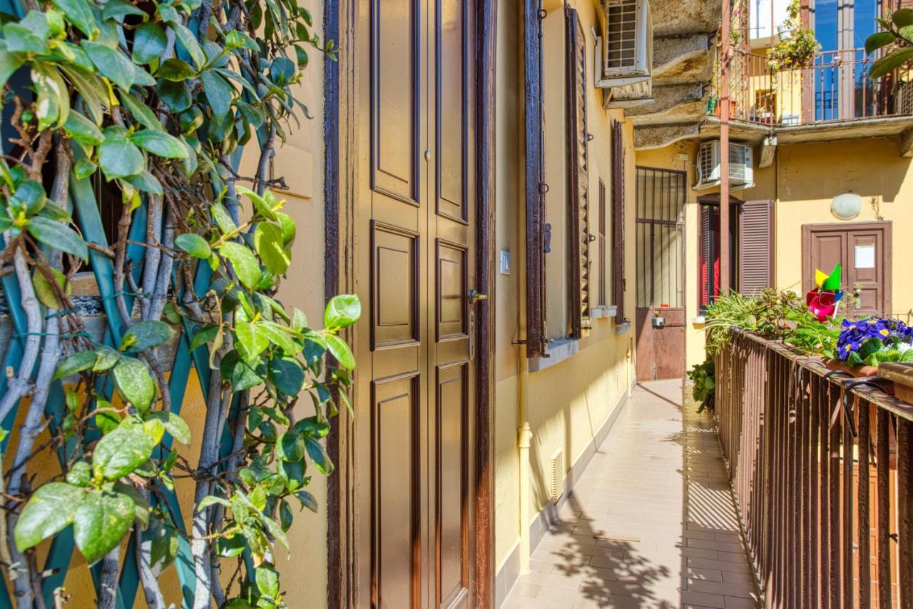 Joivy Bright Flat Near Sforzesco Castle Milano