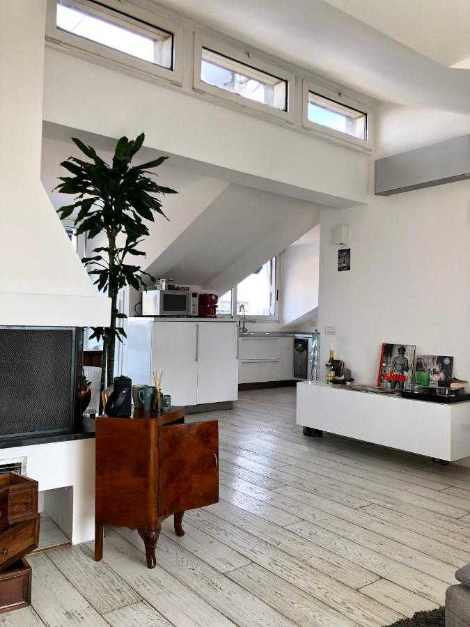Apartment Attic 9th Floor With 2 Terrace In Center Brera With Amazing View