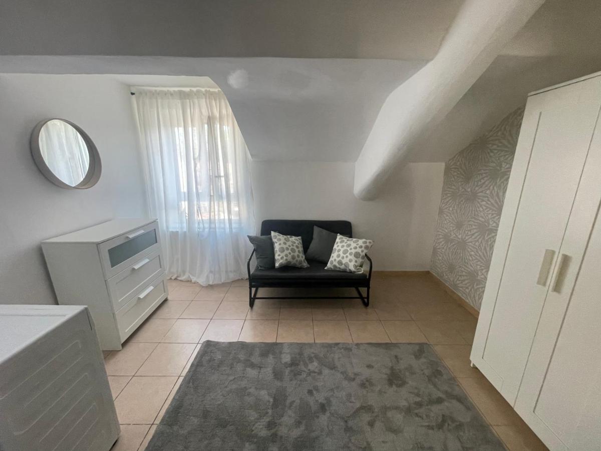 Mansarda Di Nolo-mm Pasteur-red Line Appartement Milaan