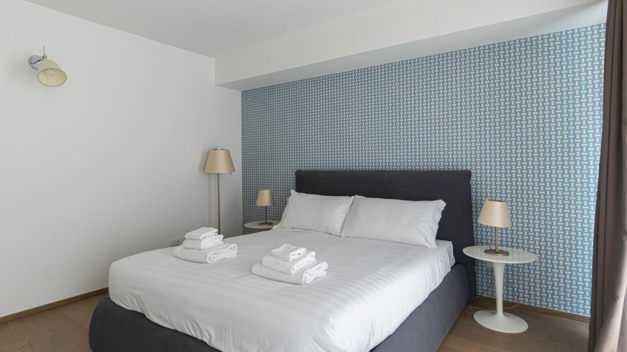 Italianway - Corso 11 * Milano