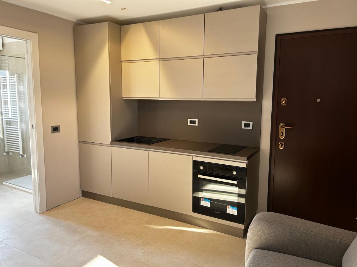 R39 Attic With Terrace And Private Parking * Mailand
