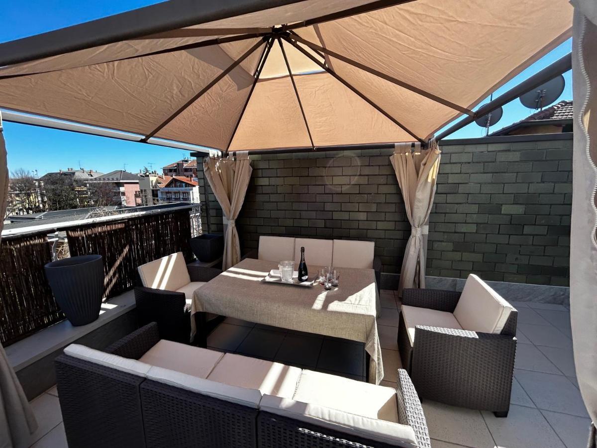 R39 Attic With Terrace And Private Parking * Mailand