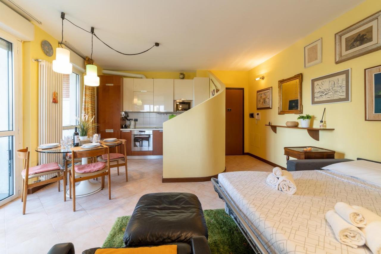 Rho-fiera Vintage House & Garage Privato Apartment