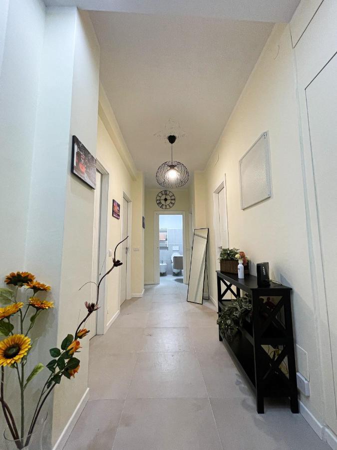 Ii - Accogliente A Pochi Minuti Dal Centro Milaan