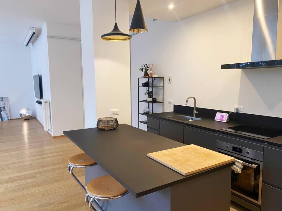Loft Moderno 112mq Con Jacuzzi Privata